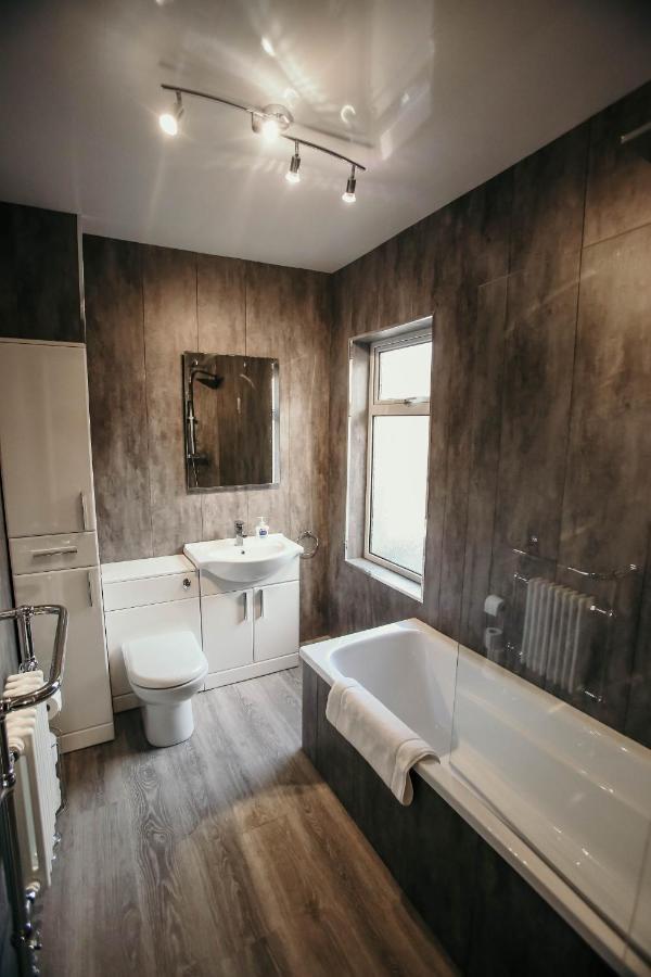 Parker St By Prestige Properties Sa Barrow-in-Furness Bagian luar foto